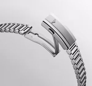 Часы Longines Conquest Heritage L1.650.4.02.6